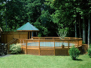 round pool with walk deck